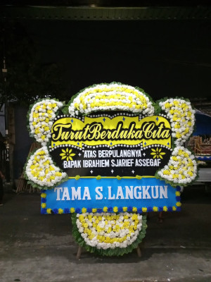 Papan Bunga Duka di Huta Koje