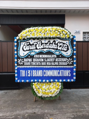 Papan Bunga Duka di Huta Koje
